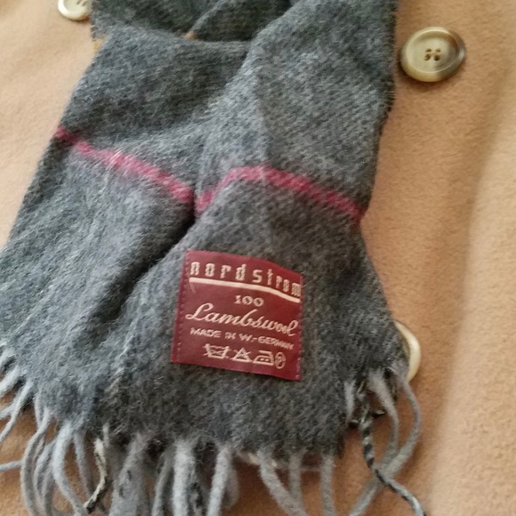 London Fog Vintage Men's Wool Coat w/Vintage Scarf - Picture 3 of 7